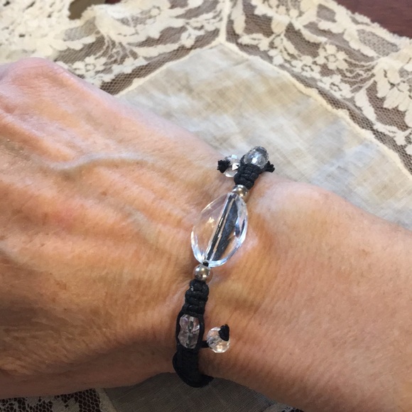 Handmade Crystal Beaded Adjustable Bracelet - Picture 7 of 7